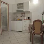 Bonacic Palace Apartman Slatine