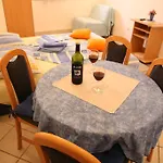 Bonacic Palace Apartman *