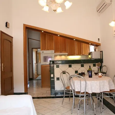 Bonacic Palace Apartment