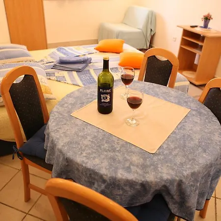 Bonacic Palace Apartmán *