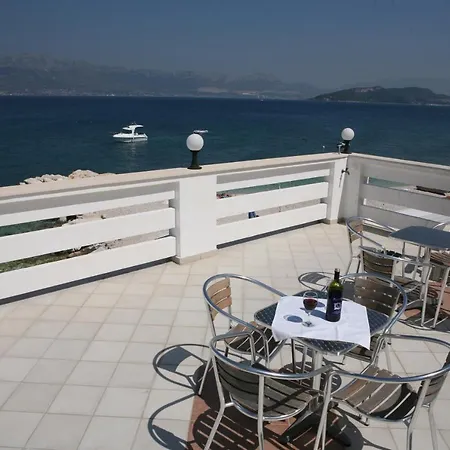 Apartment Bonacic Palace Slatine