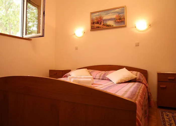 Bonacic Palace Apartman
