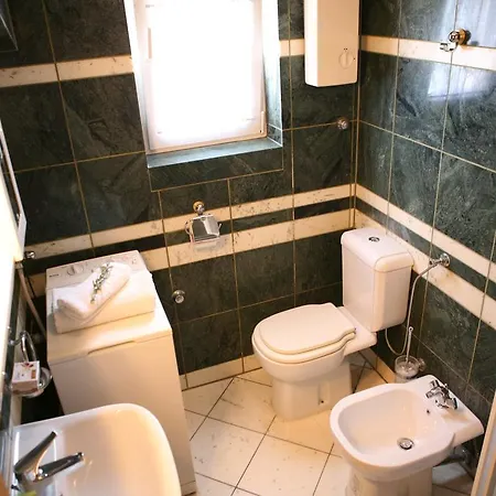 Bonacic Palace Slatine