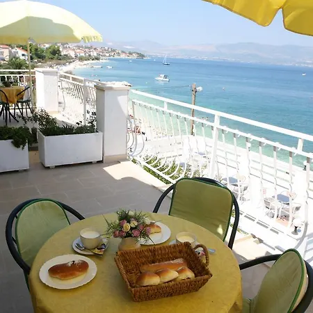 Bonacic Palace Apartman
