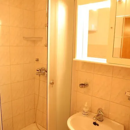 Bonacic Palace Apartamento *