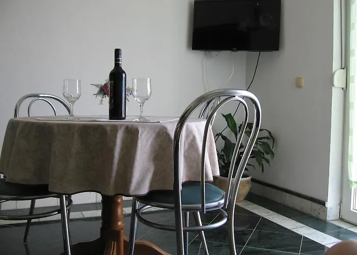 Bonacic Palace 슬라티네