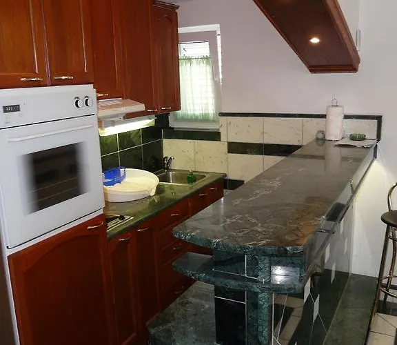 Bonacic Palace * 슬라티네