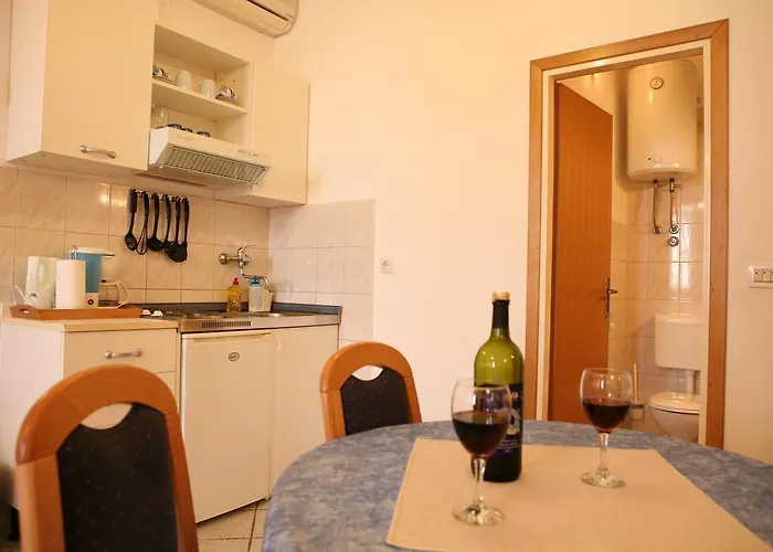 아파트 Bonacic Palace 슬라티네